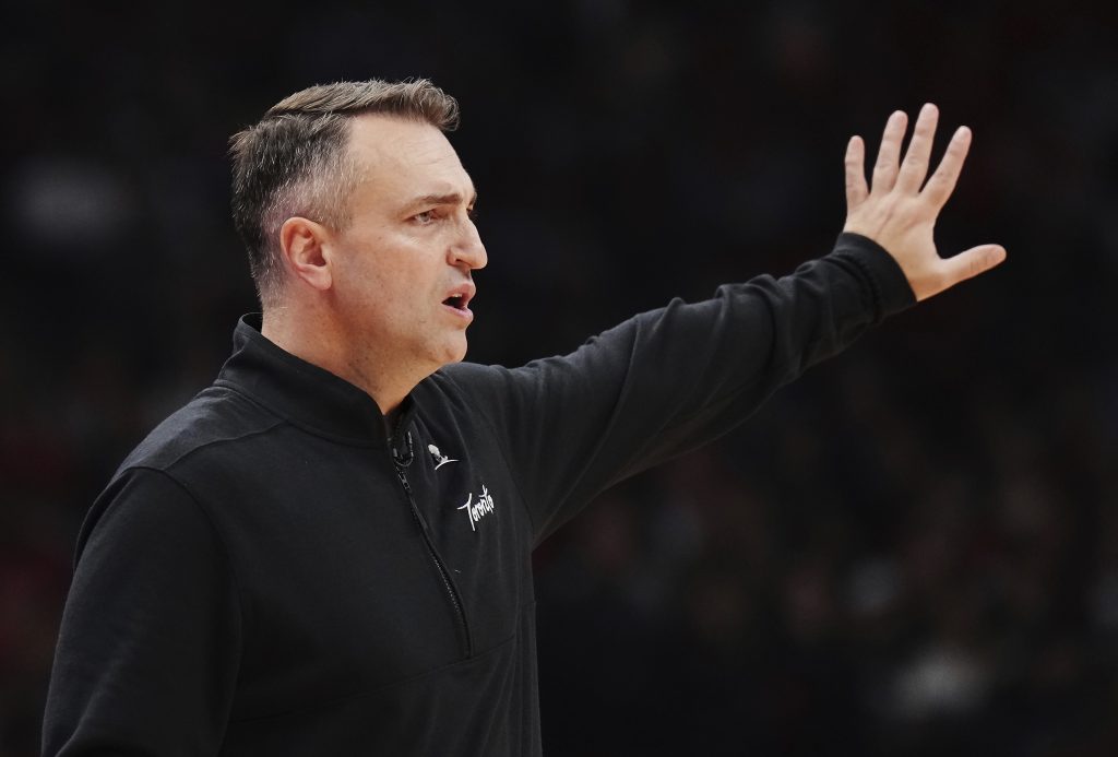 Rajaković ostvario prvu pobedu, Bogdanović još „namešta ruku“, Micić čitav meč presedeo na klupi
