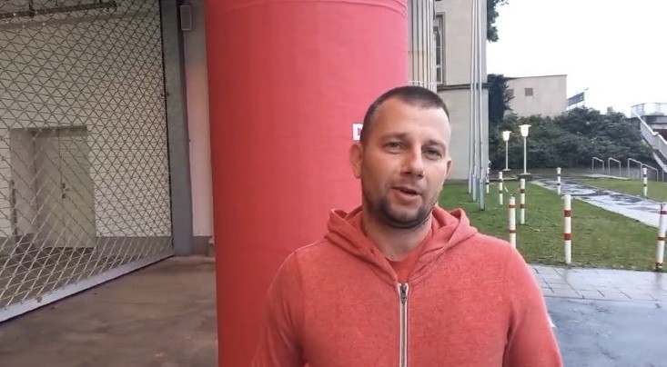 „DELIJE“ POLAKO PRISTIŽU U LAJPCIG: Ništa nije teško kada je Zvezda u pitanju!