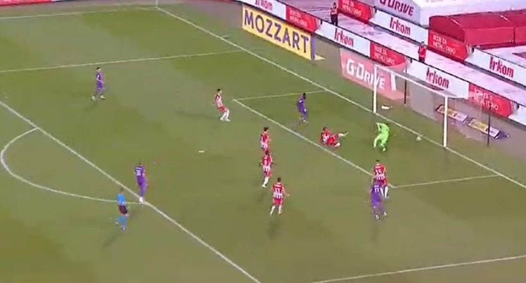 JOŠ JEDAN AUTOGOL Điga poslao loptu u svoju mrežu, ali je Olajinka doneo novu prednost Zvezdi (VIDEO)