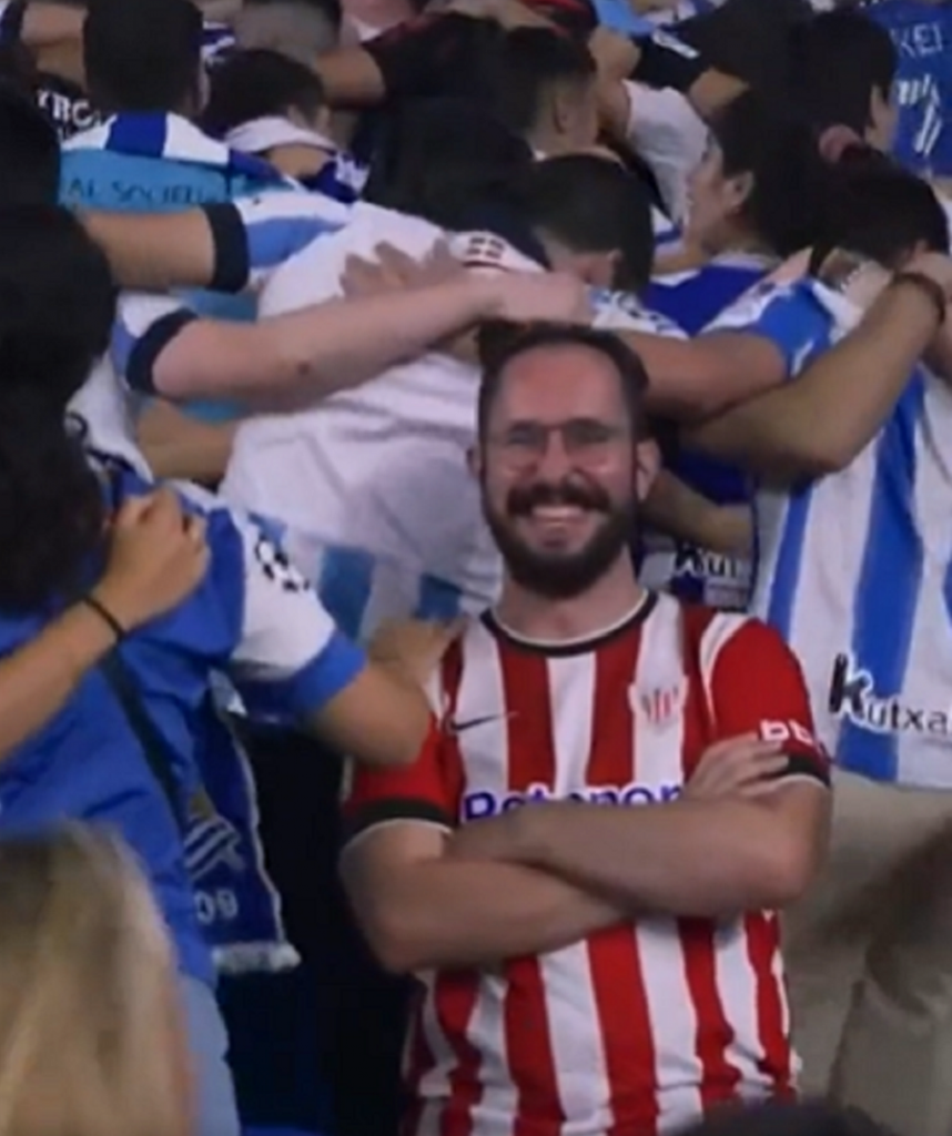 Navijač Atletiko Bilbaa zalutao među pristalice Real Sosijedada… Pogledajte kako se proveo (VIDEO)