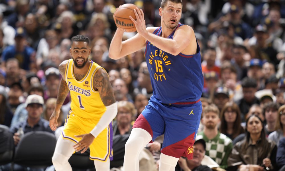 KAKAV CAR Jokić piše nove stranice istorije! Ovakvog centra NBA nije imala