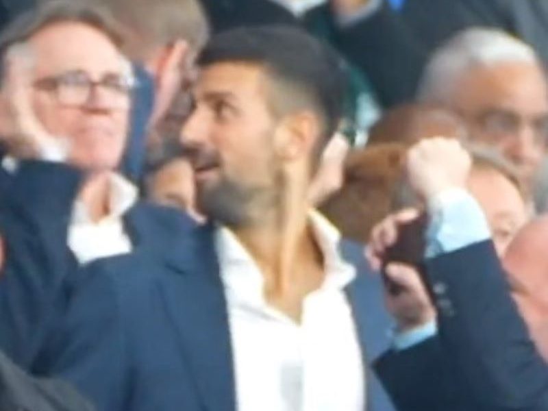 OVO NIJE VIĐENO U PRENOSU Urnebesna reakcija Đokovića posle slavlja poznatog glumca (VIDEO)