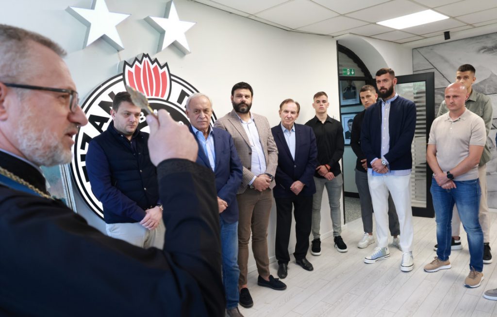 VESELJE U HUMSKOJ Partizan obeležio slavu, tu je bio i Vučelić
