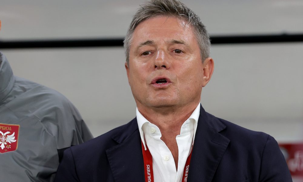 GLEDAO ZVEZDU IZ LOŽE Piksi poželeo sreću crveno-belima, TSC-u i Borcu (FOTO)