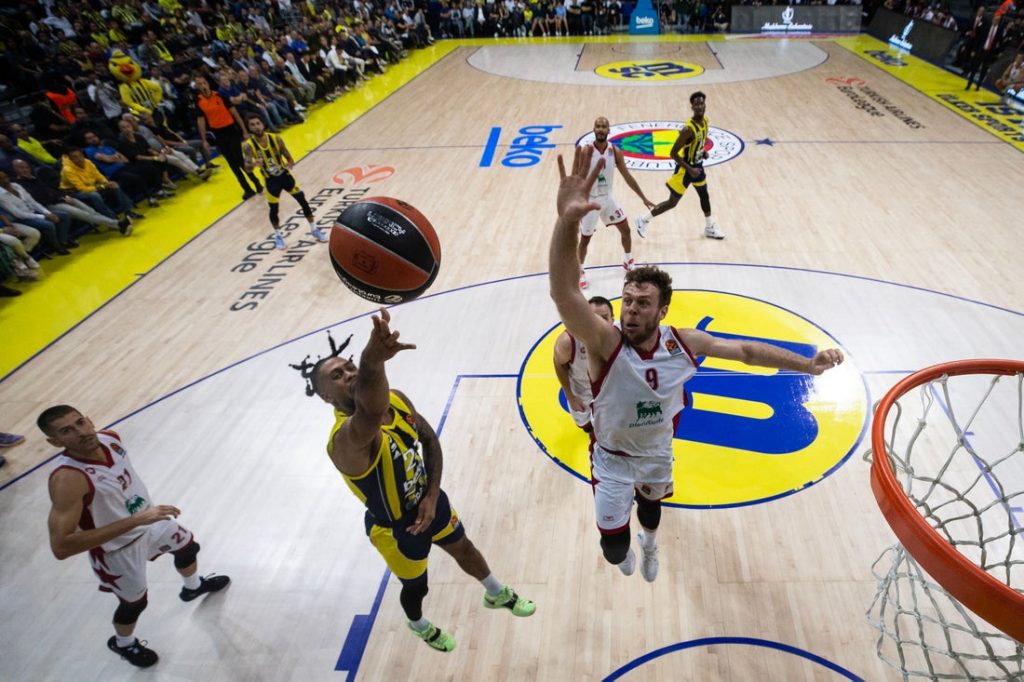 PROBLEM ZA FENERBAHČE Ponajbolji igrač povređen, propušta duele sa Partizanom i Zvezdom