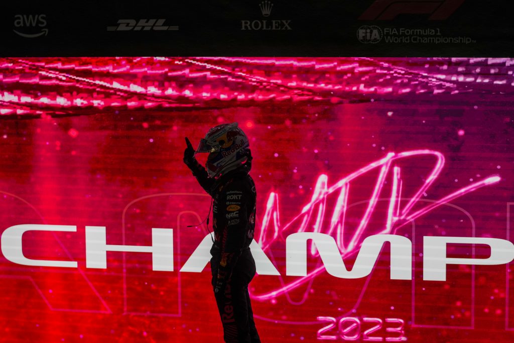 FERSTAPEN UZ SENU I LAUDU Treća šampionska titule Formule 1 za Holanđanina