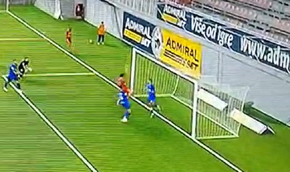 NEVEROVATNO Ovo će da uđe u konkurenciju za promašaj sezone! Luković promašio prazan gol u poslednjim trenucima meča (VIDEO)