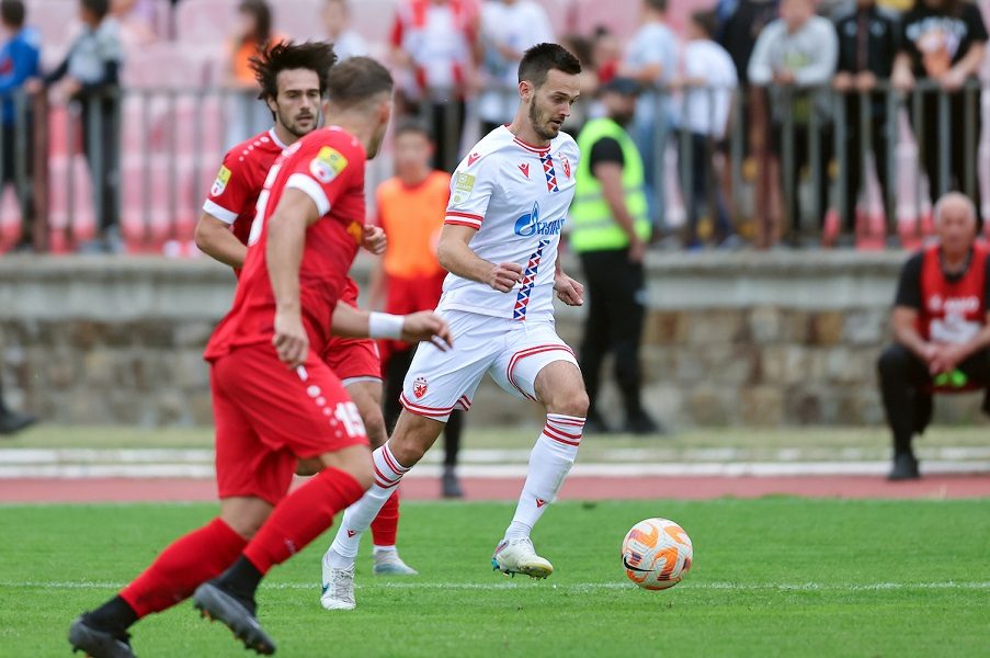 ZVEZDA SLAVILA U KRAGUJEVCU Po dva gola Olajinke i Ivanića slomila odličan Radnički (VIDEO)