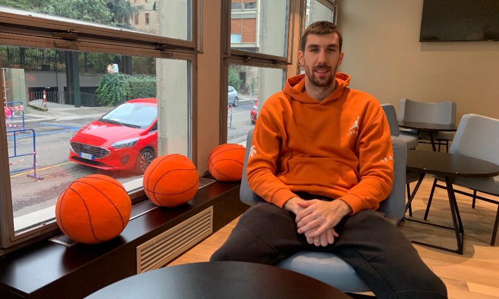 EKSKLUZIVNO Ognjen Dobrić iz Bolonje za MaxBet o prvoj utakmici protiv njegove Zvezde: Biću i srećan i tužan (VIDEO)