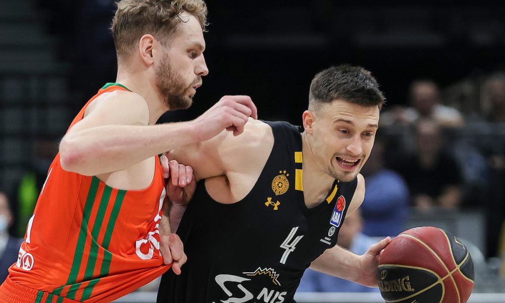 LJUBLJANA KAO TVRĐAVA Partizan igra protiv tradicije! Cedevita Olimpija deli lekcije u „Stožicama“