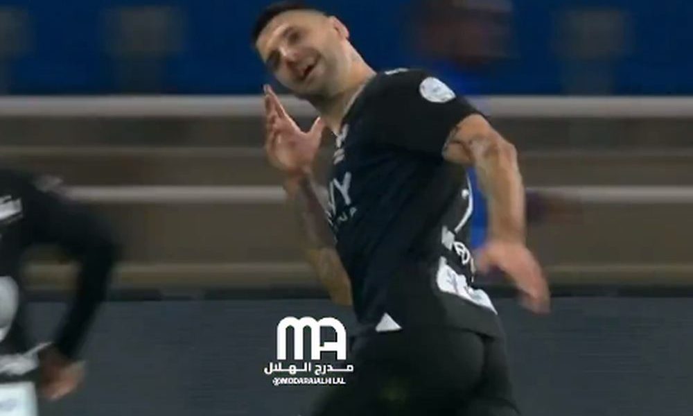 MAŠINA ZA GOLOVE Mitrović ne namerava da se zaustavi! Novi pogodak za vođstvo Al Hilala! (VIDEO)