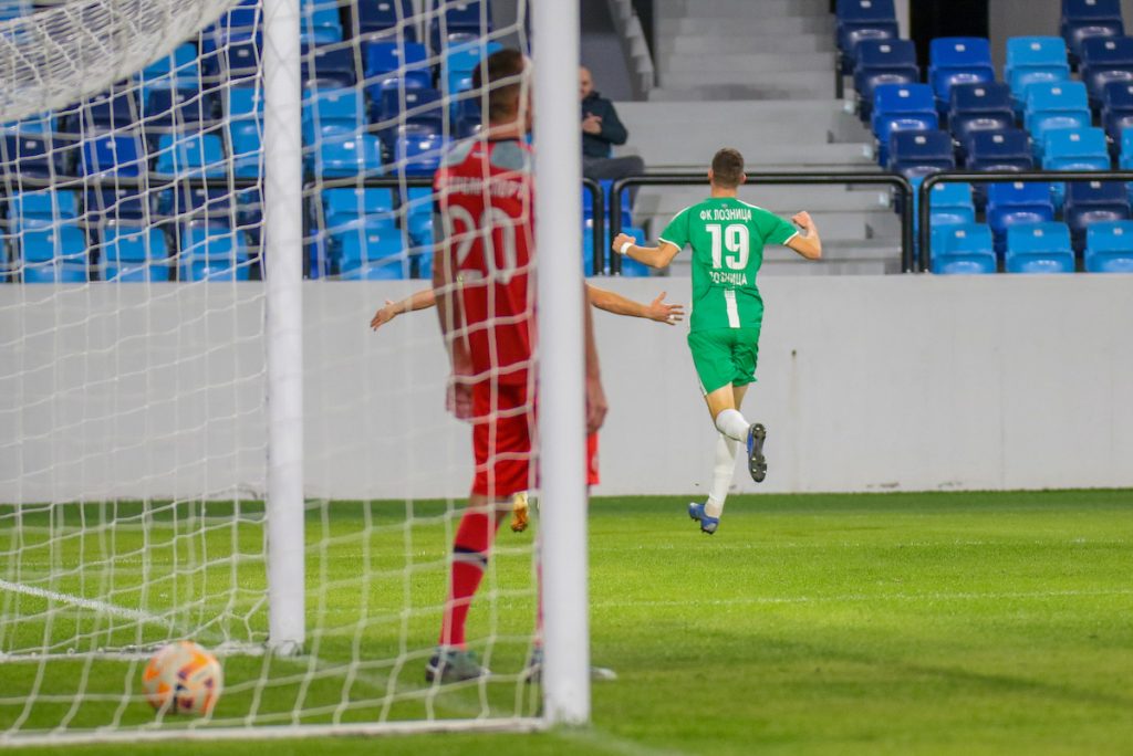 OTVOREN NOVI LAGATOR PRED NEMANJOM MATIĆEM Komarčević strelac istorijskog gola, Loznica slavila 3:2 (GALERIJA)