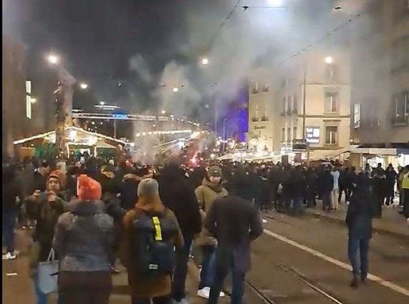 Korteo „delija“ krenuo ka Vankdorfu (VIDEO)
