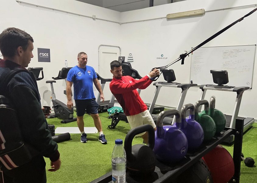 RADNO I PARADNO Đoković proslavio slavu, pa odradio prvi trening u Malagi (FOTO)