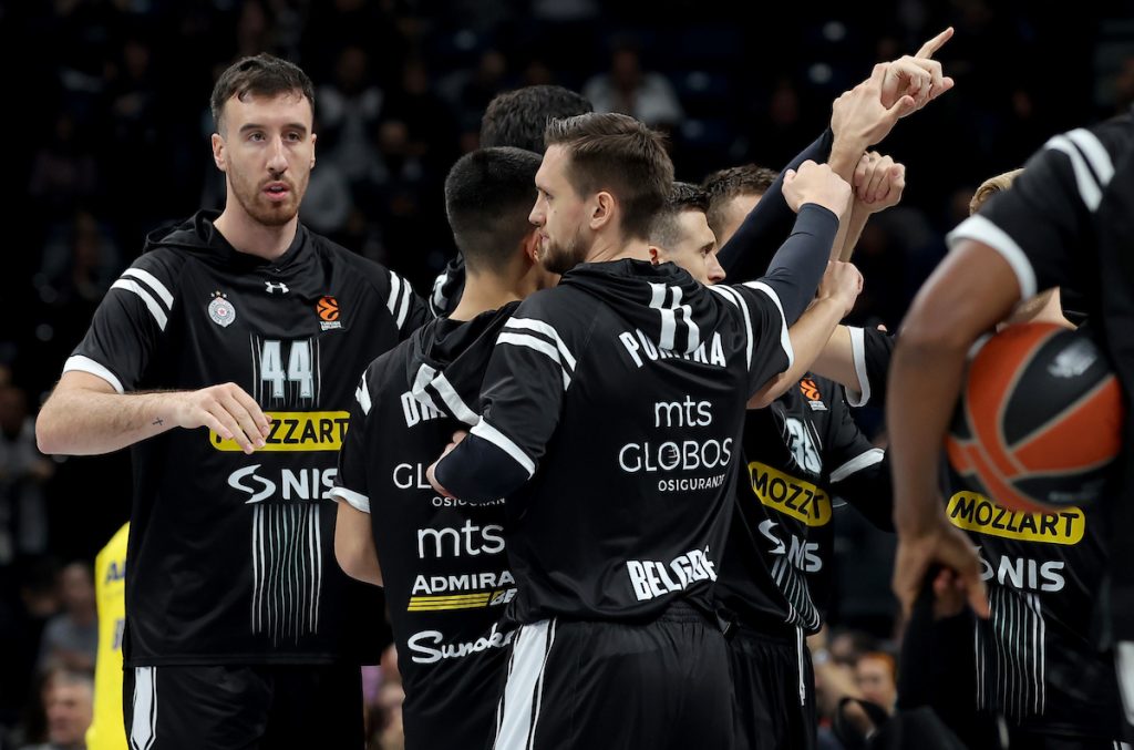 JOŠ JEDAN TEŽAK UDARAC Izuzetno važan igrač Partizana doživeo povredu! Tek što se razigrao…