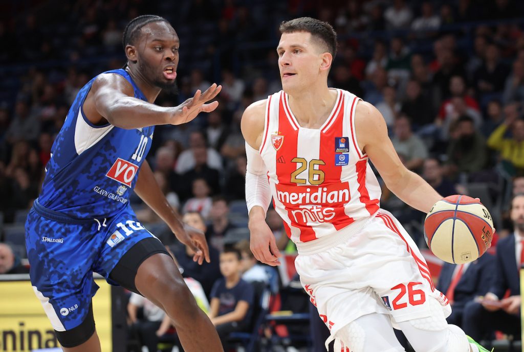 DERBI KOLA PRIPAO ZVEZDI Borbena Budućnost pala u Beogradu – Nedović i Teodosić pravi kada je najpotrebnije (VIDEO)