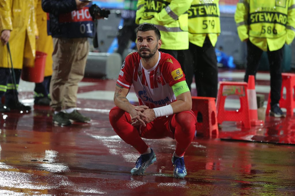 KAPITEN ZVEZDE NA DERBIJU AUSTRIJE To ne mora ništa da znači, ali društvo na tribinama i srce bi trebalo da zabrinu „delije“ (FOTO)