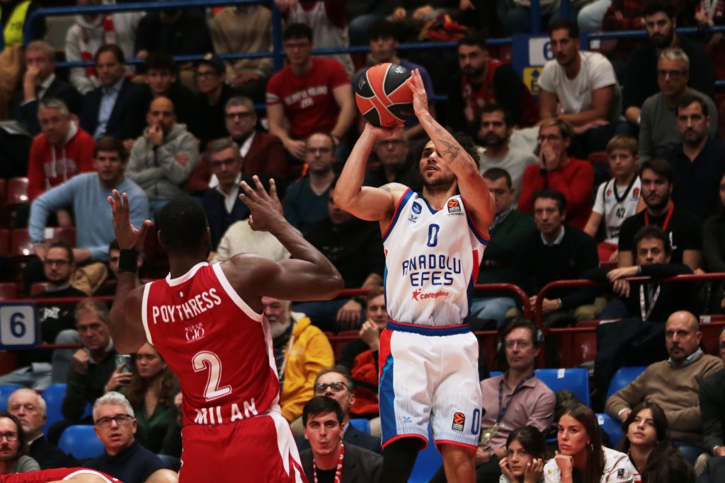 Dok jednom ne smrkne, drugom ne svane… Efes u ogromnim problemima pred Partizan