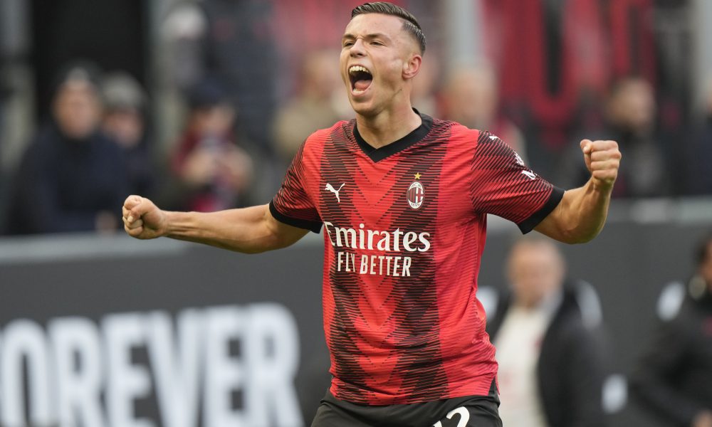 NAPUSTIO MILAN Jan Karlo Simić u novom klubu dočekan ćiriličnom porukom (VIDEO)