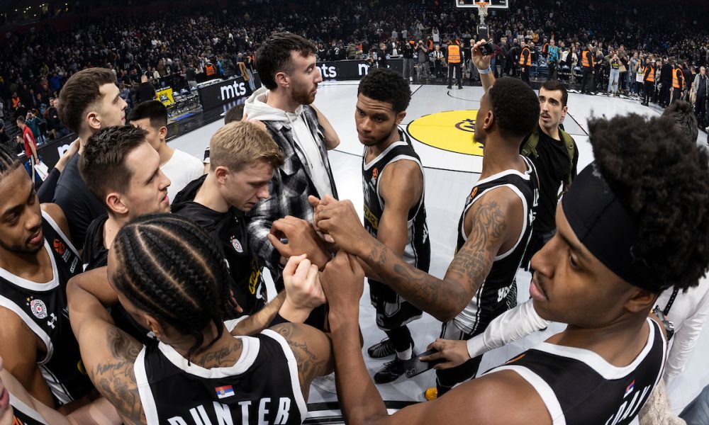 HVALI CRNO-BELE Ispod radara prolazi trenutak kada je Partizan počeo da pobeđuje… Ovaj igrač ima „led u venama“! Klasa je!