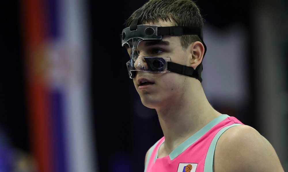 SFEROPULOS PRELOMIO Nikola Topić u Crvenoj zvezdi!