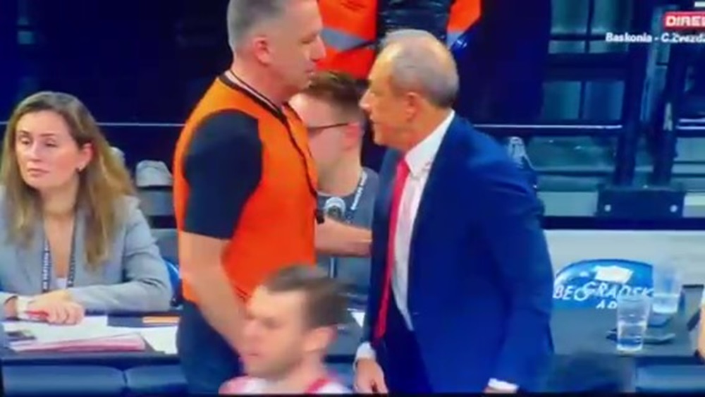 MESINA POBESNEO Trener Milana se zaleteo ka sudijama posle trojke Nanelija, evo i zbog čega (VIDEO)