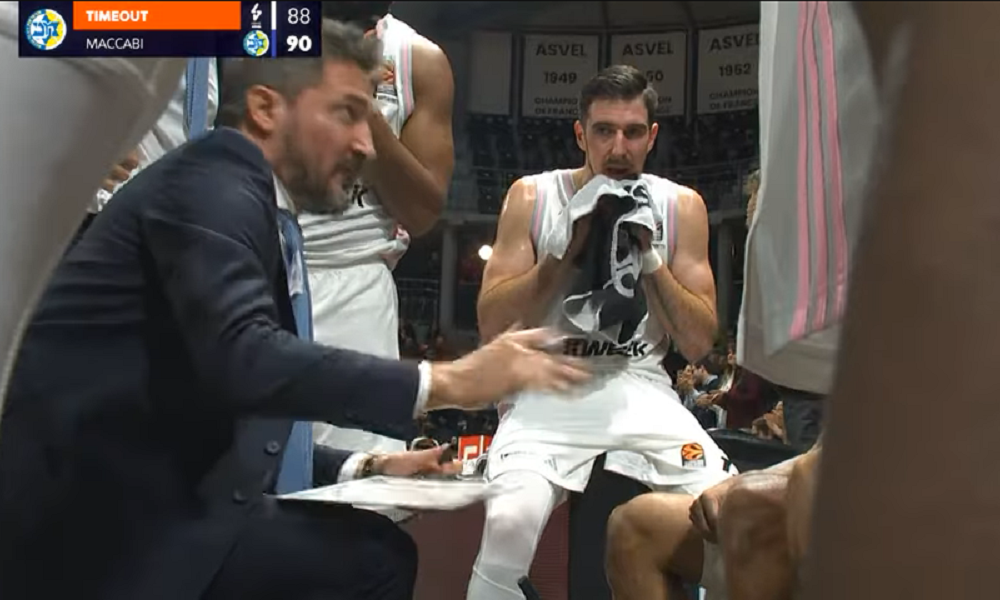 NOVI HIT POCEKA U timu nema naših igrača, ali na tajm-autu psuje na srpskom! (VIDEO)