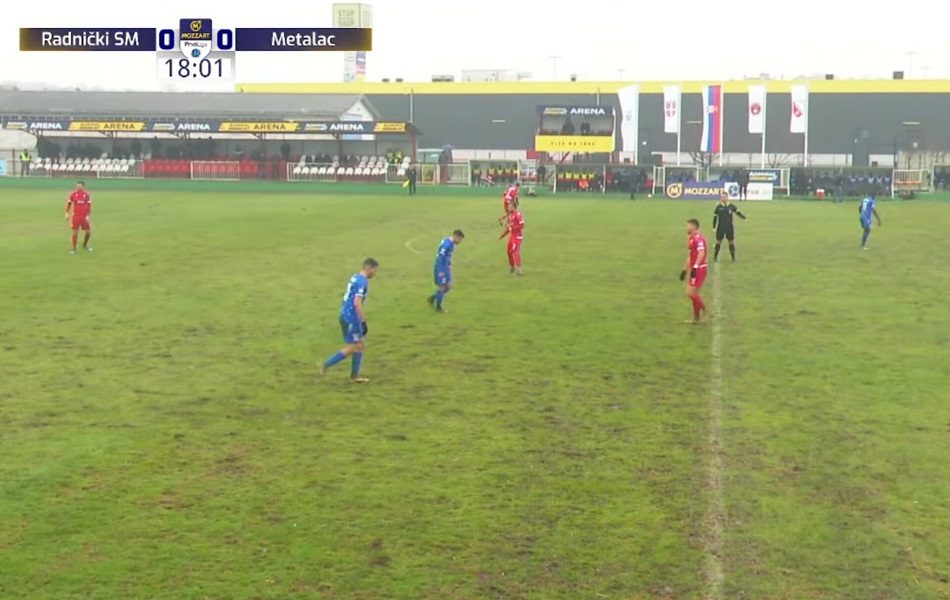 FUDBAL ILI „HRKLJUŠ“? Da ne gledamo utakmice Prve lige Srbije, ne bismo verovali! (FOTO)