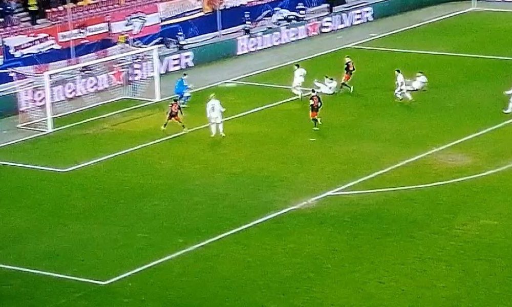 MOGAO JE DA BUDE JUNAK SALCBURGA Talentovani srpski fudbaler umalo postigao prvenac u Ligi šampiona (VIDEO)