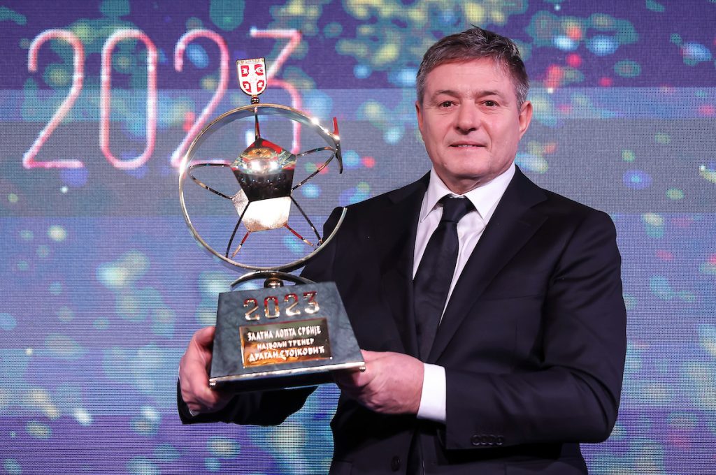 „BIĆE PROMENA U IGRI“ Piksi primio Zlatnu loptu, pa kritikovao srpske klubove: Nije katastrofa, ali nije ni lepo!