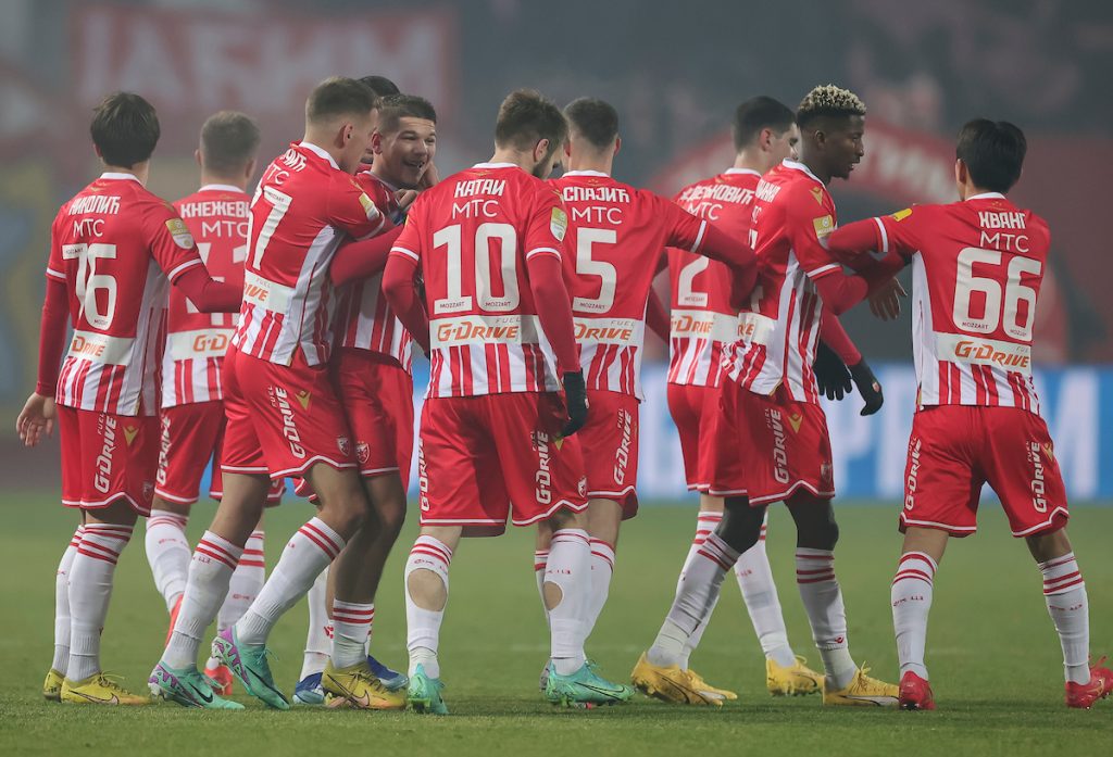 ČEKA POVRATAK Došao je da poseti drugove pred derbi sa Partizanom (FOTO)