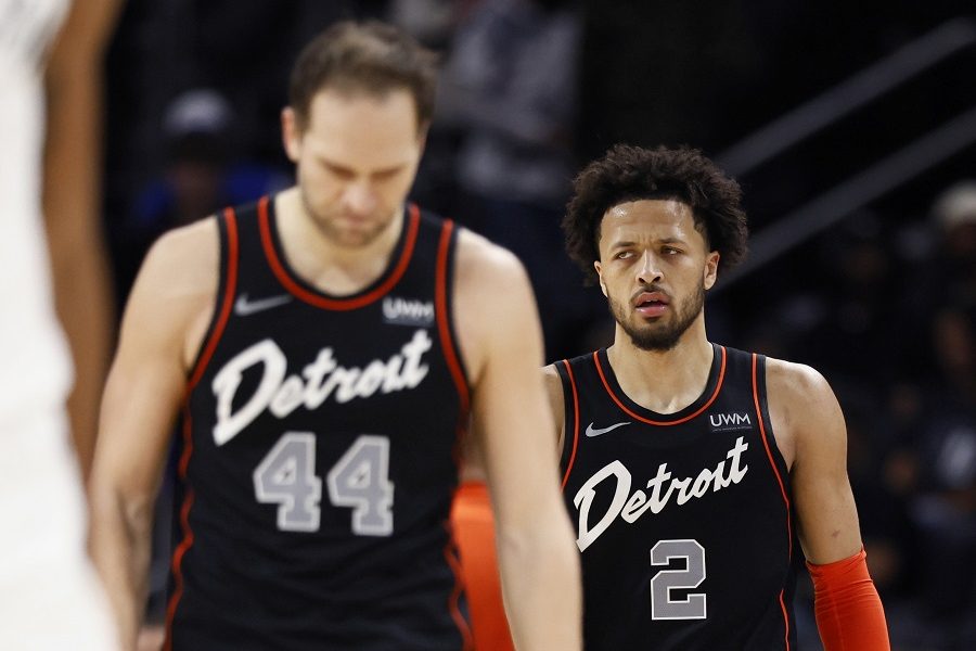 NAJGORI SVIH VREMENA Petostruki šampion NBA lige doživeo 27. poraz zaredom (VIDEO)