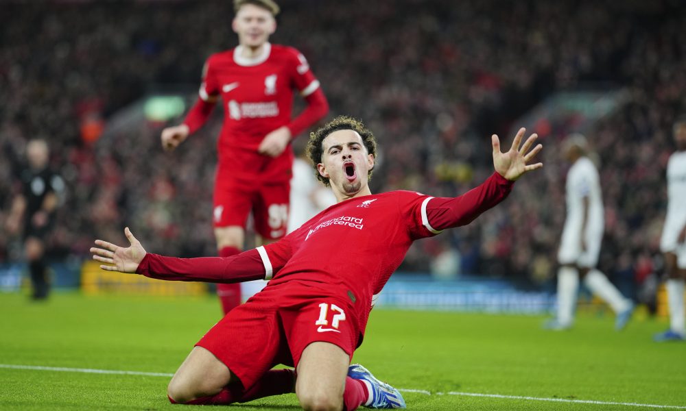LIGA KUP ENGLESKE „Petarda“ na Enfildu