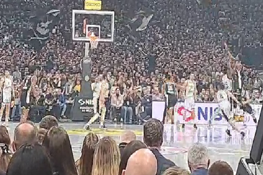 „EKSPLOZIJA“ U ARENI Naneli sa zvukom sirene probudio crno-bele (VIDEO)
