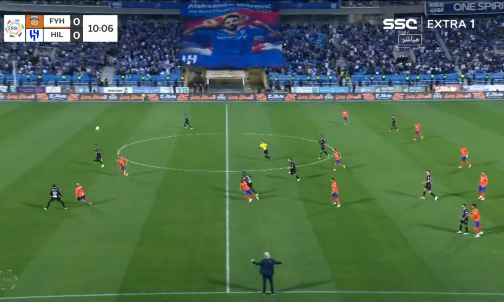 ČESTITKA Navijači Al Hilala pokazali koliko poštuju Srbina, evo šta su mu priredili! (VIDEO)