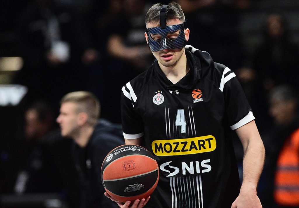 Poznato koliko će da pauzira Avramović! Nije kraj sezone, imaće još šta da „kaže“!