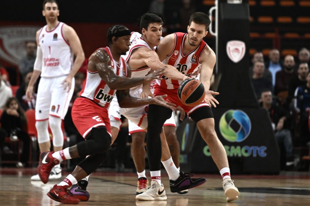 OLIMPIJAKOS DOLAZI OSLABLJEN U BEOGRAD Nekadašnji košarkaš Zvezde propušta meč sa Partizanom! (FOTO)