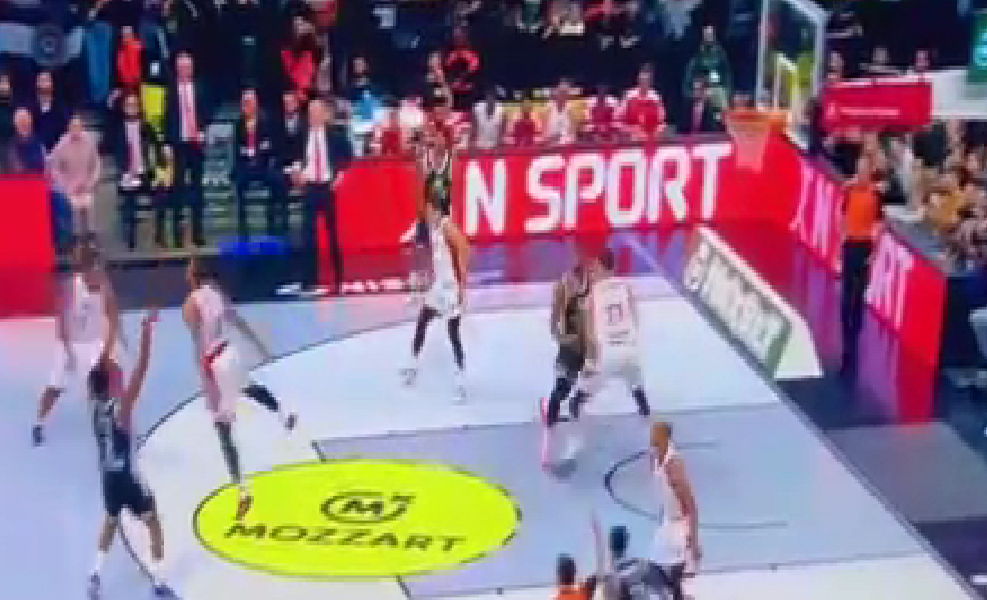 ARENA U EKSTAZI Partizan bio u „nokdaunu“, pa se čudesnom serijom vratio u meč (VIDEO)