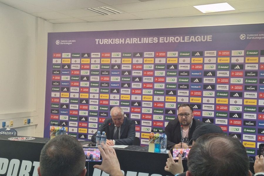 OBRADOVIĆ ZADOVOLJAN I ZABRINUT: Ovo je primer kako treba da se bori i igra! Neverovatno koliko nesrećnih stvari se dešavaju Aleksi…