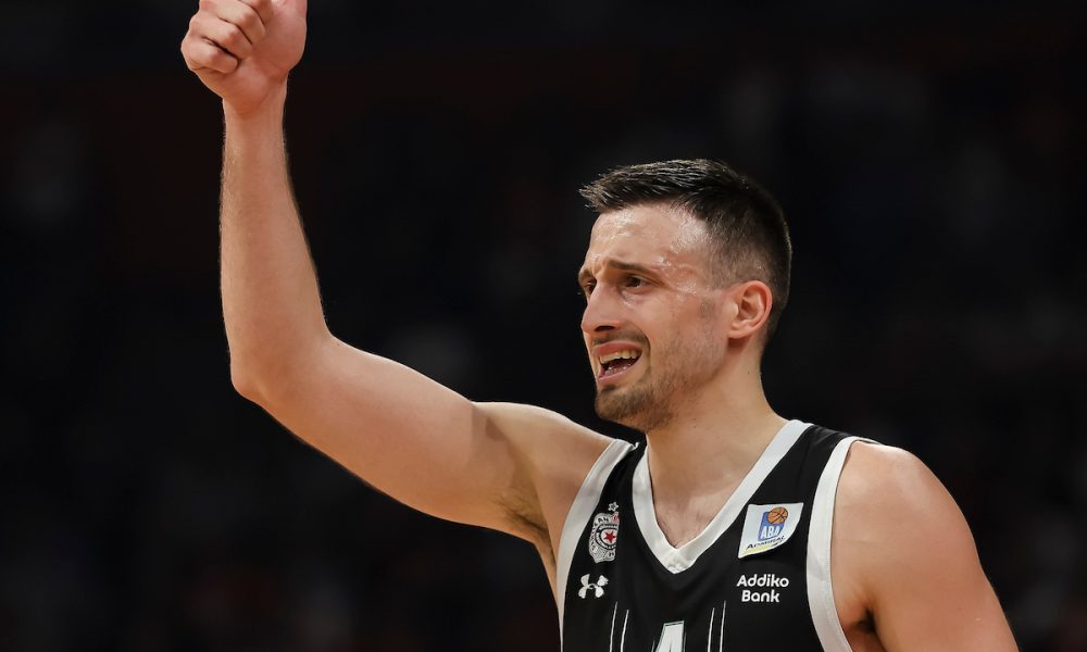 NJEGOV UČINAK JE ZLATA VREDAN Avramović je po ovome jedan od najboljih u Evroligi! (FOTO)