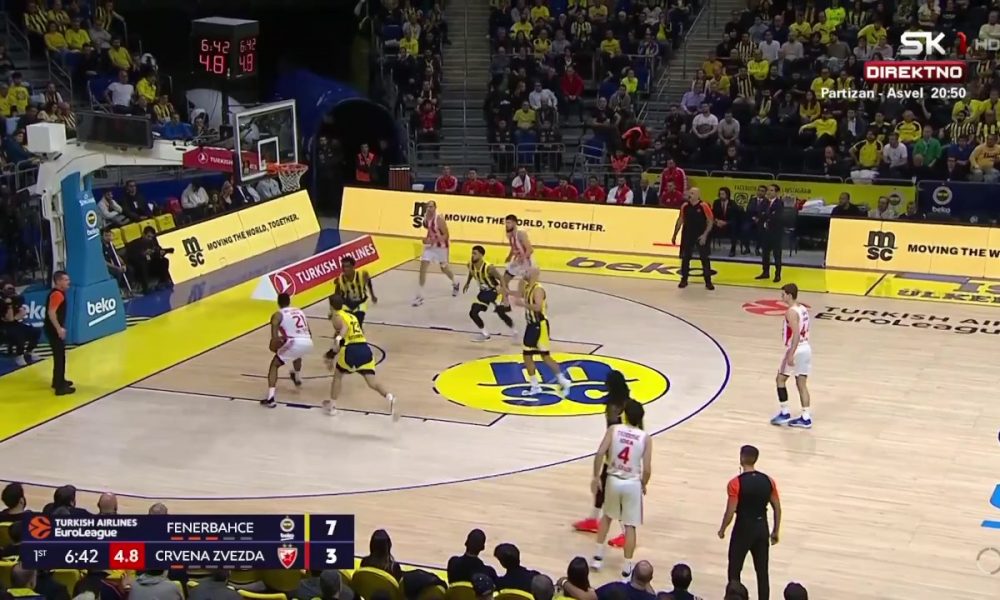 MAJSTORSKA AKCIJA Prelepa saradnja Teodosića i Bolomboja (VIDEO)