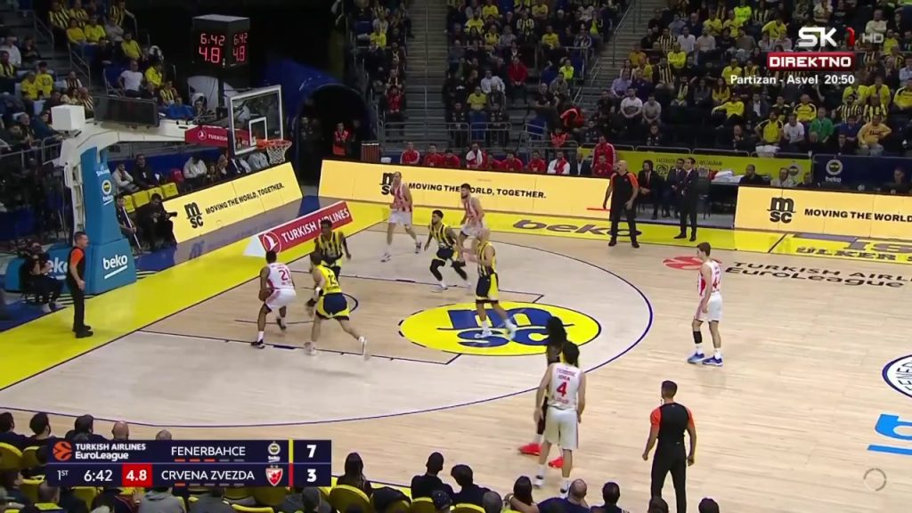 MAJSTORSKA AKCIJA Prelepa saradnja Teodosića i Bolomboja (VIDEO)