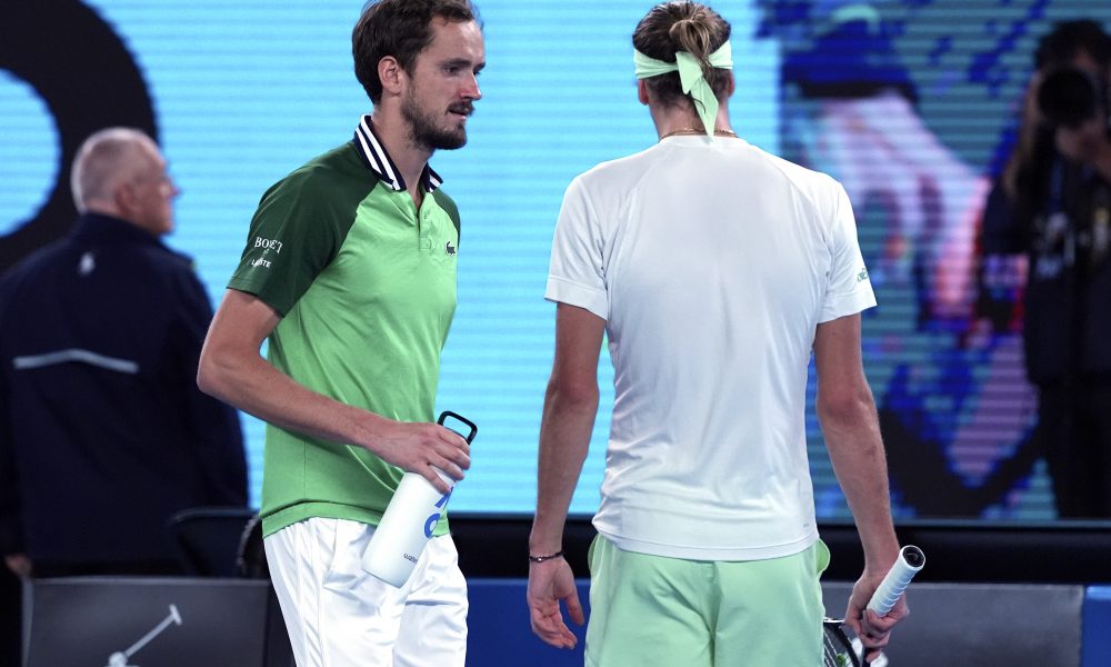 OVAJ ČOVEK JE NEUNIŠTIV Medvedev se vratio iz mrtvih protiv Zvereva i plasirao se u finale Australijan opena