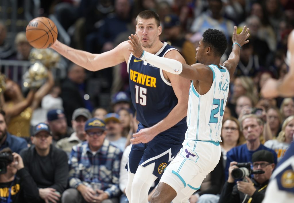 Denver zgazio Šarlot, Jokićev novi dabl-dabl! (VIDEO)