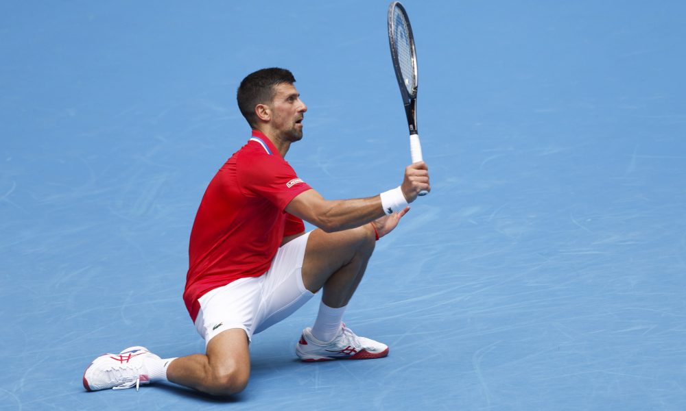 NOVAK NAS JE ZABRINUO PRED AO: Zglob ne izgleda dobro!