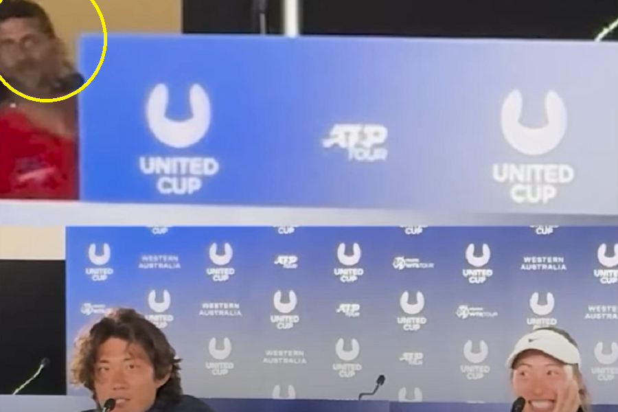 ŠOU U SIDNEJU Novak prekinuo konferenciju Kineza, Ženg pala u trans, molila Srbina da… (VIDEO)