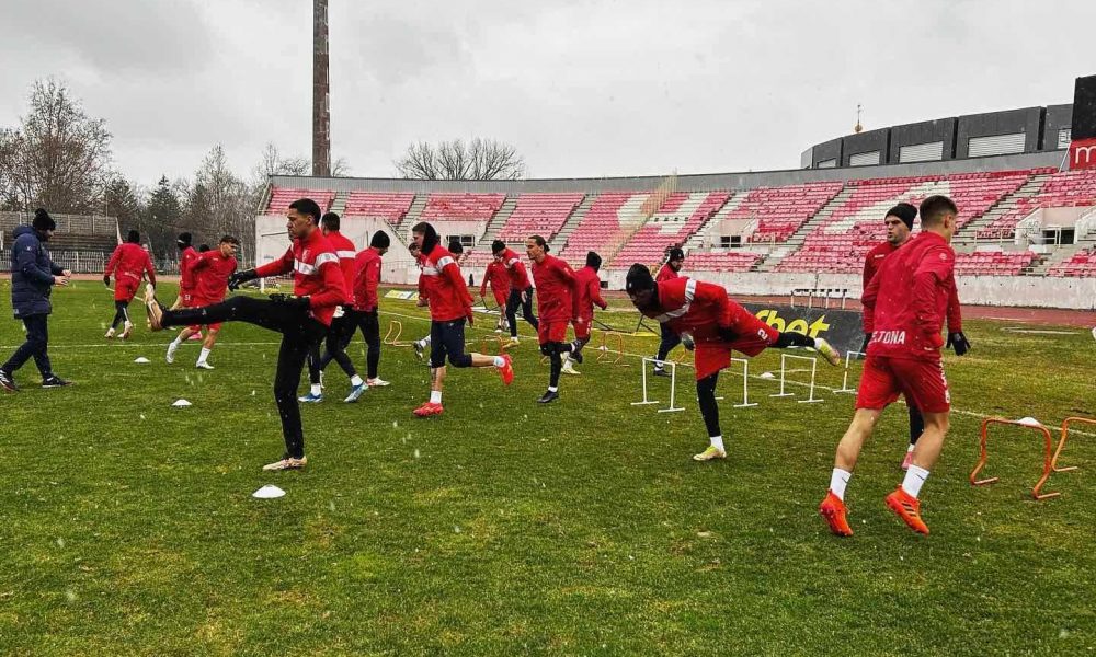 PRIPREME ZA NASTAVAK SEZONE Trajković: Prioritet svih prioriteta je opstanak u ligi (FOTO)