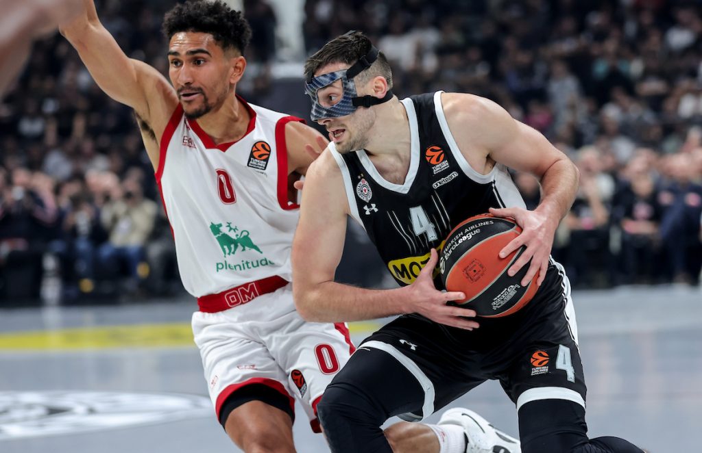 „GROBARI“ GA ČEKAJU Obradović otkrio kada se Avramović vraća treninzima