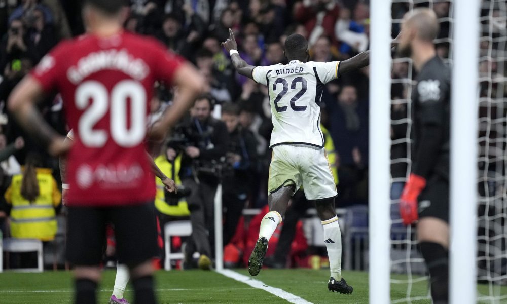 LA LIGA Fudbaleri Reala samo jednom matirali Rajkovića, dovoljno za pobedu (VIDEO)