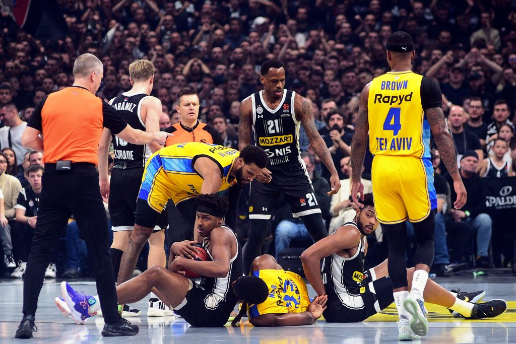 „Naneli je napravio nesportsku, ali…“ Bivši arbitar za MaxBet Sport analizirao suđenje na Partizanovoj utakmici: Stradala je košarka!